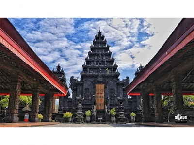 Pesona Pura Agung Jagat Karana, Pilihan Wisata Religi